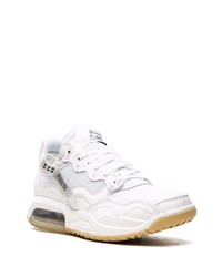 Chaussures de sport blanches Jordan