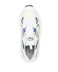 Chaussures de sport blanches Axel Arigato