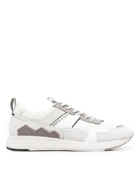 Chaussures de sport blanches MOA - Master of Arts