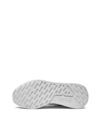 Chaussures de sport blanches adidas