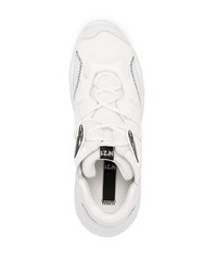 Chaussures de sport blanches N°21