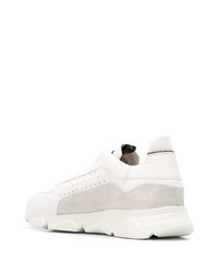 Chaussures de sport blanches Moma