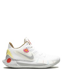 Chaussures de sport blanches Nike