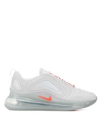 Chaussures de sport blanches Nike