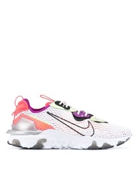 Chaussures de sport blanches Nike