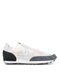 Chaussures de sport blanches Nike