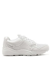 Chaussures de sport blanches Nike