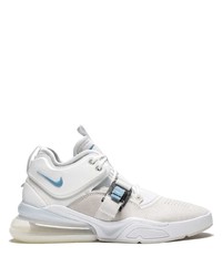 Chaussures de sport blanches Nike