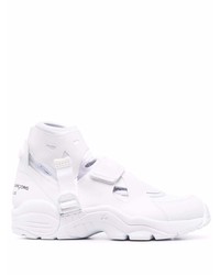 Chaussures de sport blanches Nike