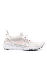 Chaussures de sport blanches Nike