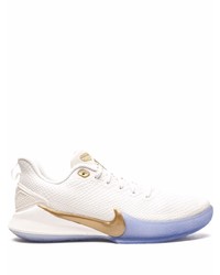 Chaussures de sport blanches Nike