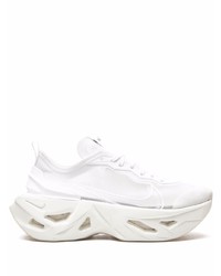 Chaussures de sport blanches Nike