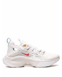 Chaussures de sport blanches Nike