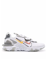 Chaussures de sport blanches Nike