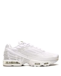 Chaussures de sport blanches Nike