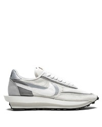 Chaussures de sport blanches Nike