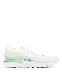 Chaussures de sport blanches Nike