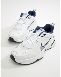 Chaussures de sport blanches Nike