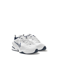 Chaussures de sport blanches Nike