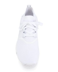 Chaussures de sport blanches adidas