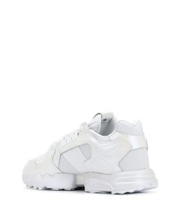 Chaussures de sport blanches adidas