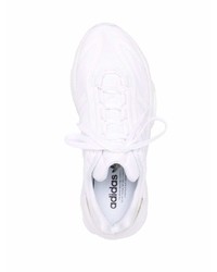 Chaussures de sport blanches adidas