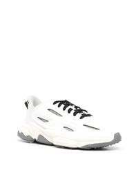 Chaussures de sport blanches adidas