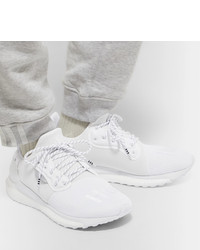 Chaussures de sport blanches adidas Consortium