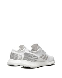 Chaussures de sport blanches adidas