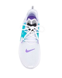 Chaussures de sport blanches Nike