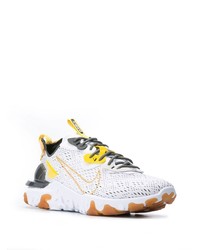 Chaussures de sport blanches Nike