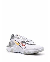 Chaussures de sport blanches Nike