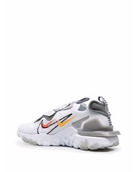 Chaussures de sport blanches Nike