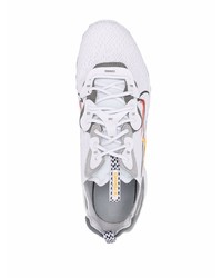 Chaussures de sport blanches Nike