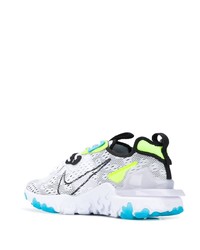 Chaussures de sport blanches Nike