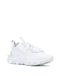 Chaussures de sport blanches Nike