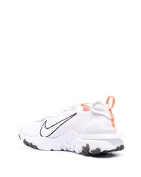 Chaussures de sport blanches Nike