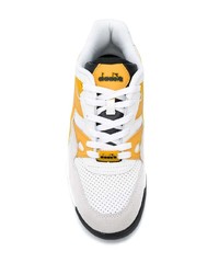 Chaussures de sport blanches Diadora