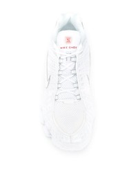 Chaussures de sport blanches Nike