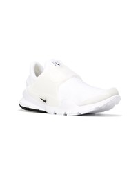 Chaussures de sport blanches Nike