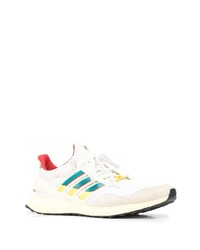 Chaussures de sport blanches adidas