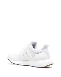 Chaussures de sport blanches adidas