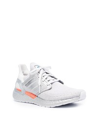 Chaussures de sport blanches adidas