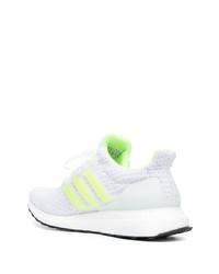 Chaussures de sport blanches adidas