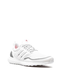 Chaussures de sport blanches adidas