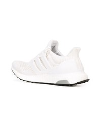 Chaussures de sport blanches adidas