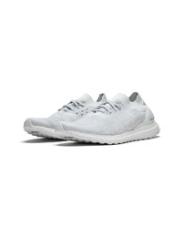 Chaussures de sport blanches adidas