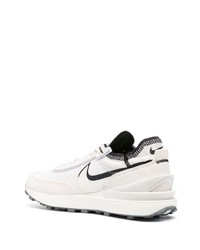 Chaussures de sport blanches Nike