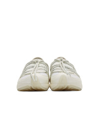 Chaussures de sport blanches 032c