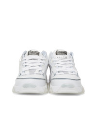 Chaussures de sport blanches Axel Arigato